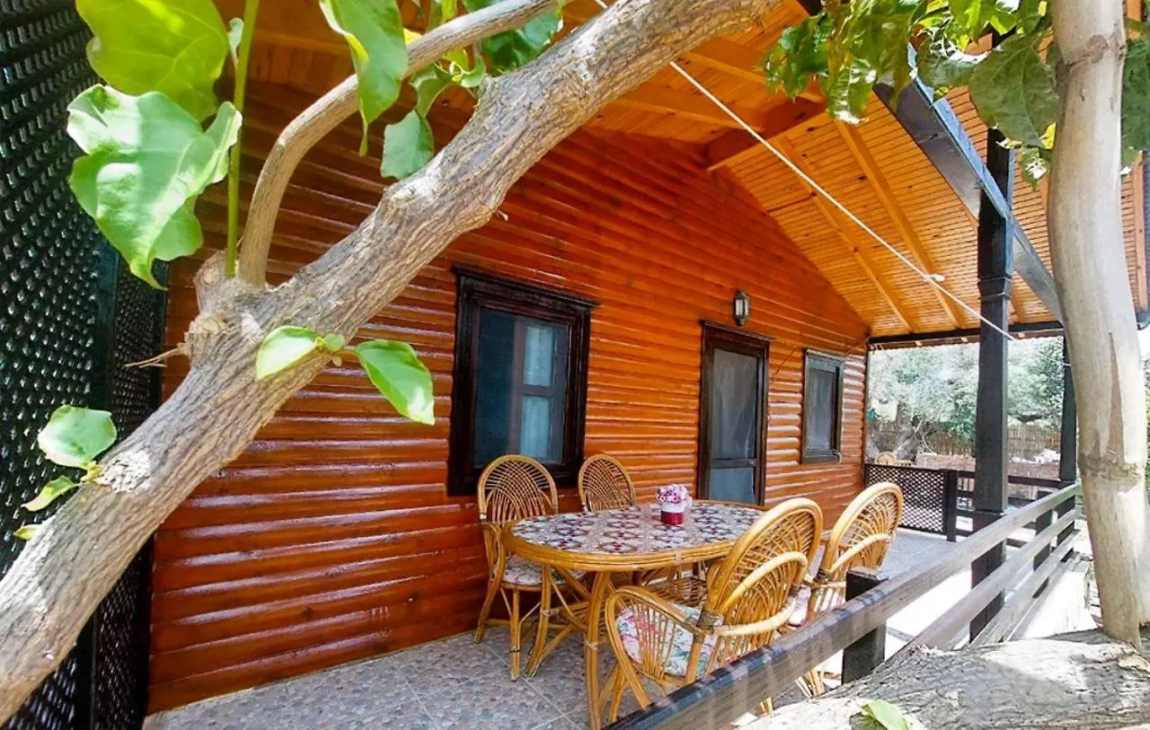 Villa Ovabuekue Ahsap Evler Datça Сasa de vacaciones